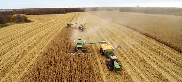 Tricks of the Trade: Lessons Learned from 2014 HP Corn Harvest Lead Way for Future Yield Gains
